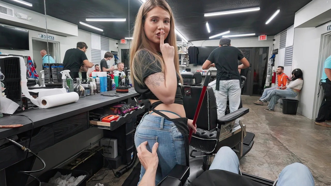 Lucky Anne Curvy PAWG Fucked At The Barbershop Lets Post It